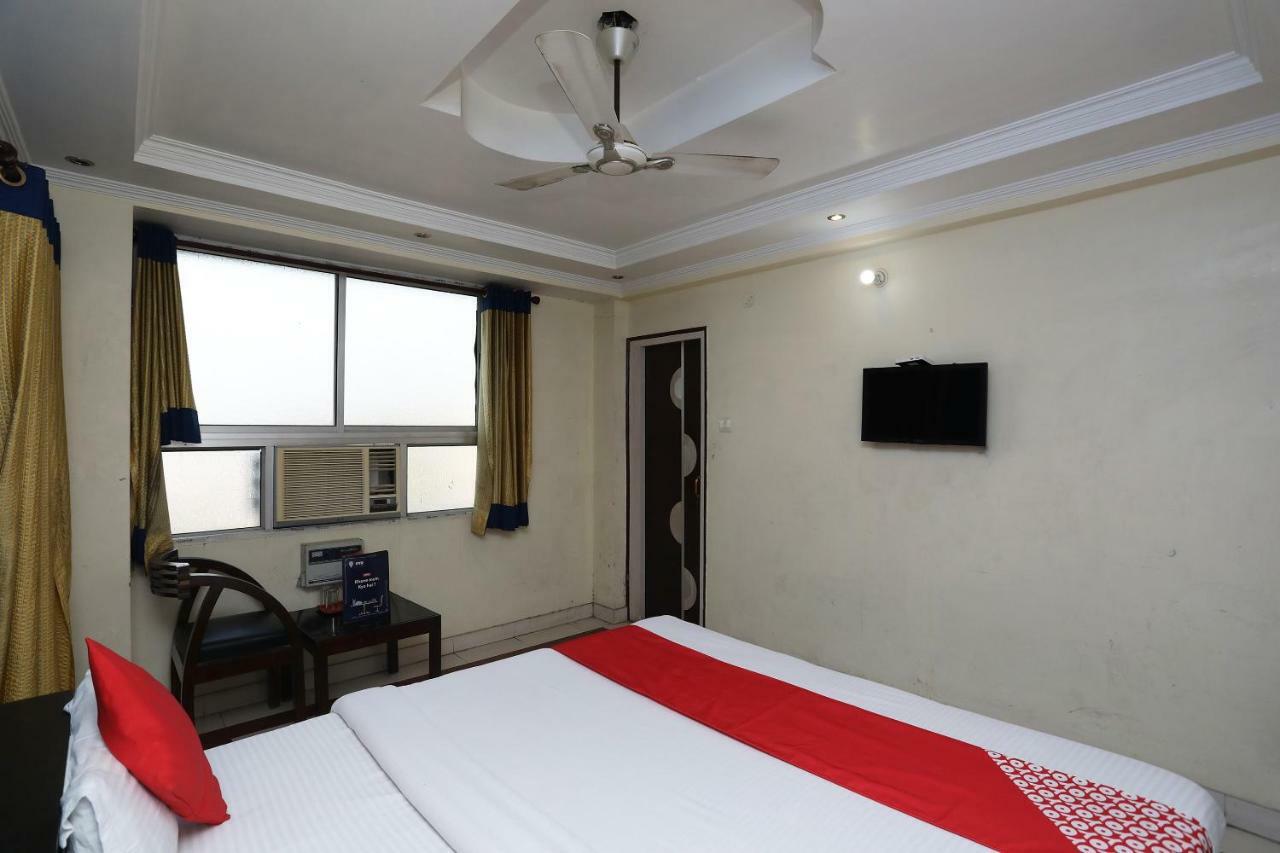 Oyo 3061 Hotel De Pintu Patna  Exterior foto