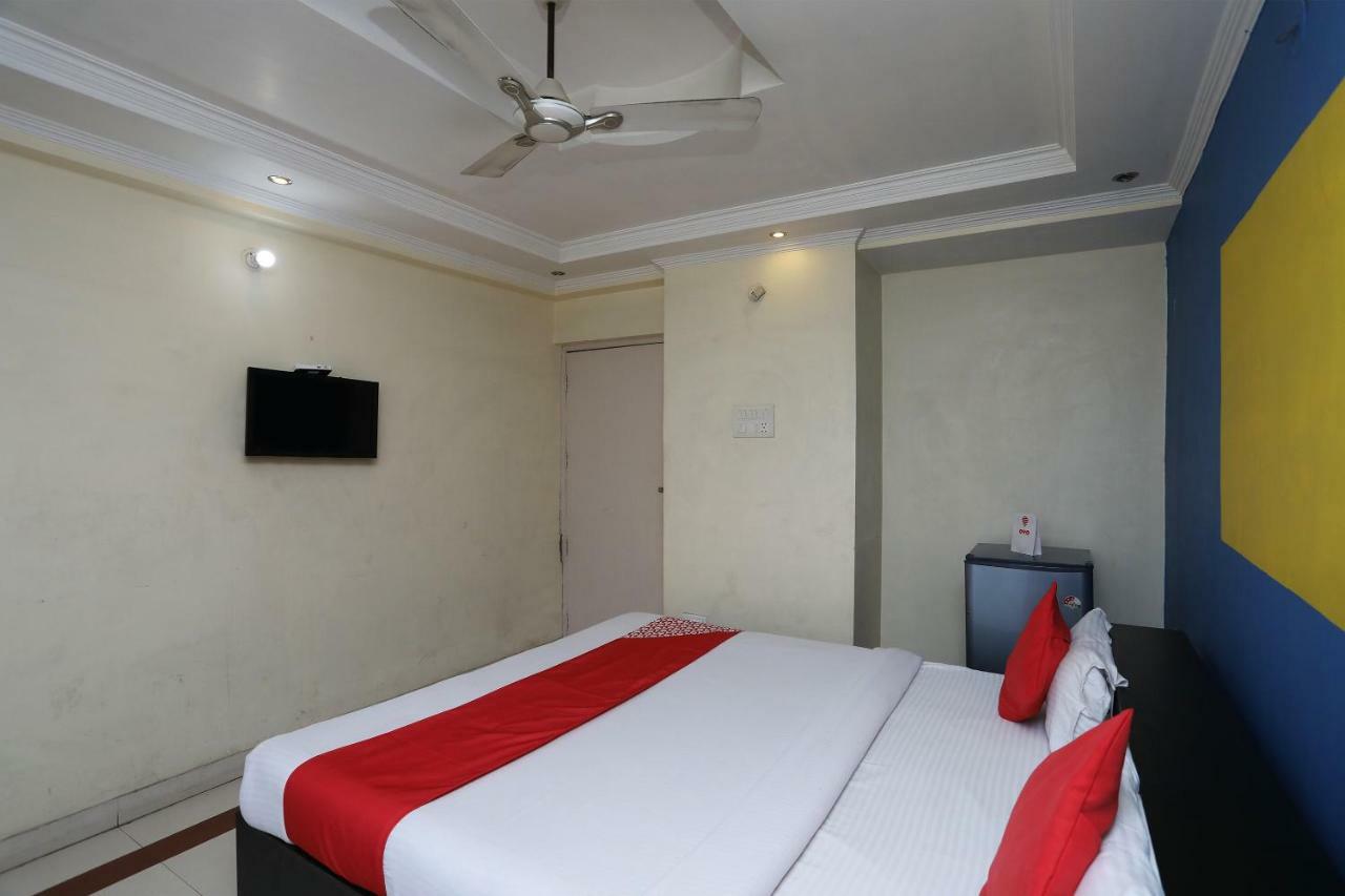 Oyo 3061 Hotel De Pintu Patna  Exterior foto