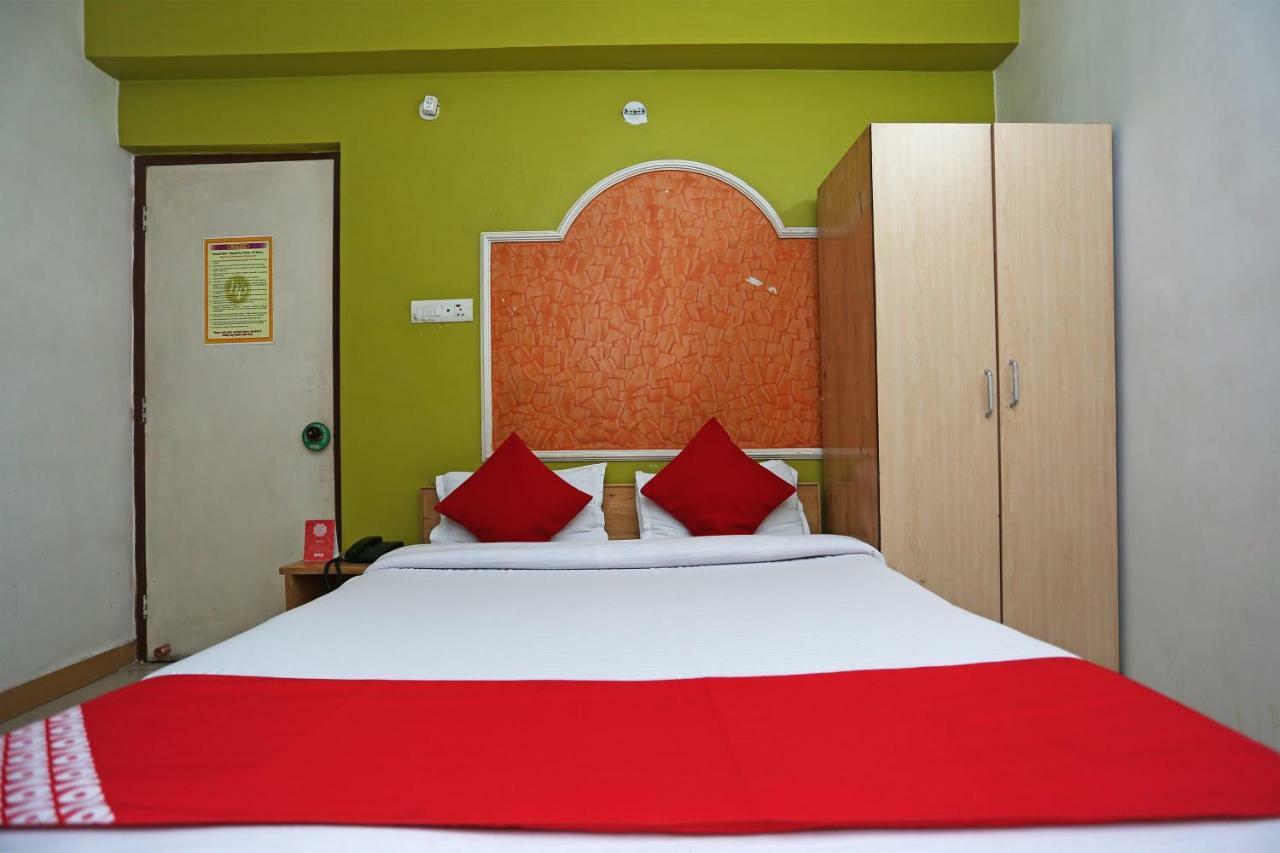 Oyo 3061 Hotel De Pintu Patna  Exterior foto